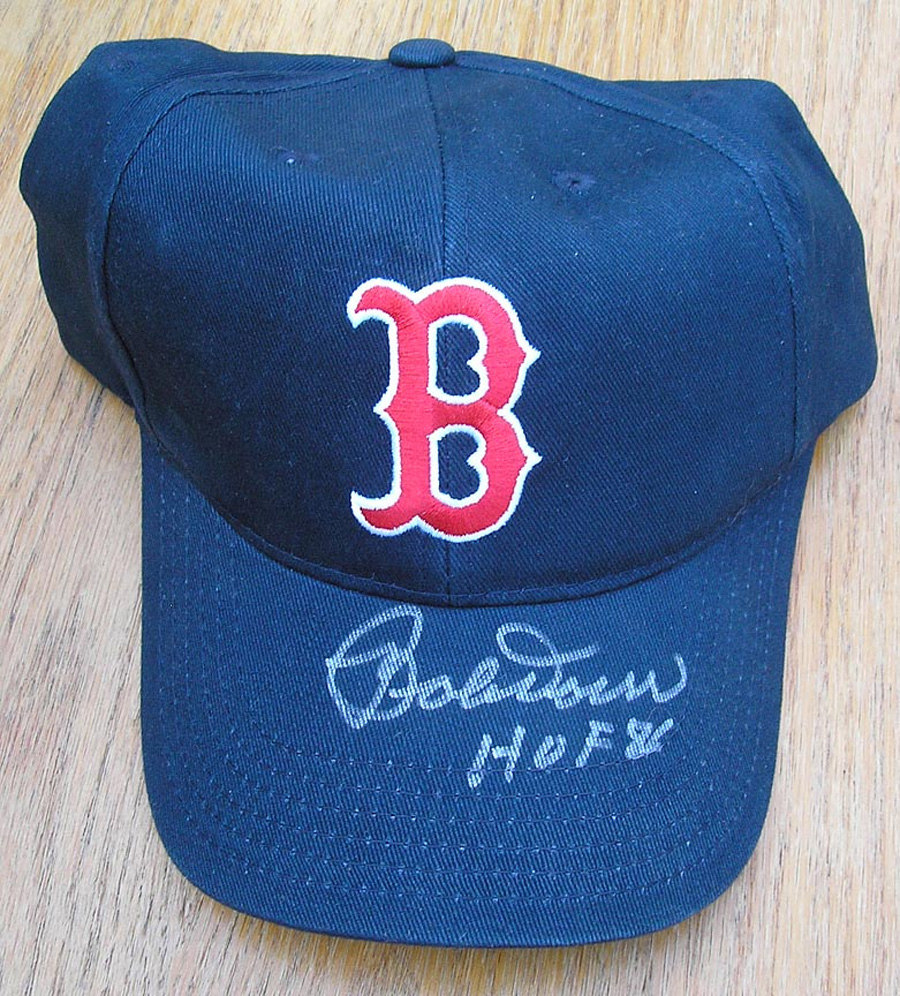 Tom Gordon imzalı bir Red Sox kepi