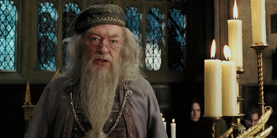 Dumbledore son kitapta Ron'a ne bırakmıştır?